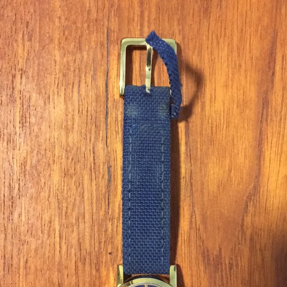 DKNY Watch - Picture 3 of 7